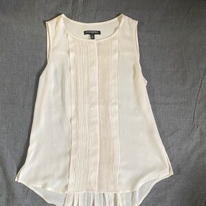Banana Republic ivory flowy top hippy boho casual pleated